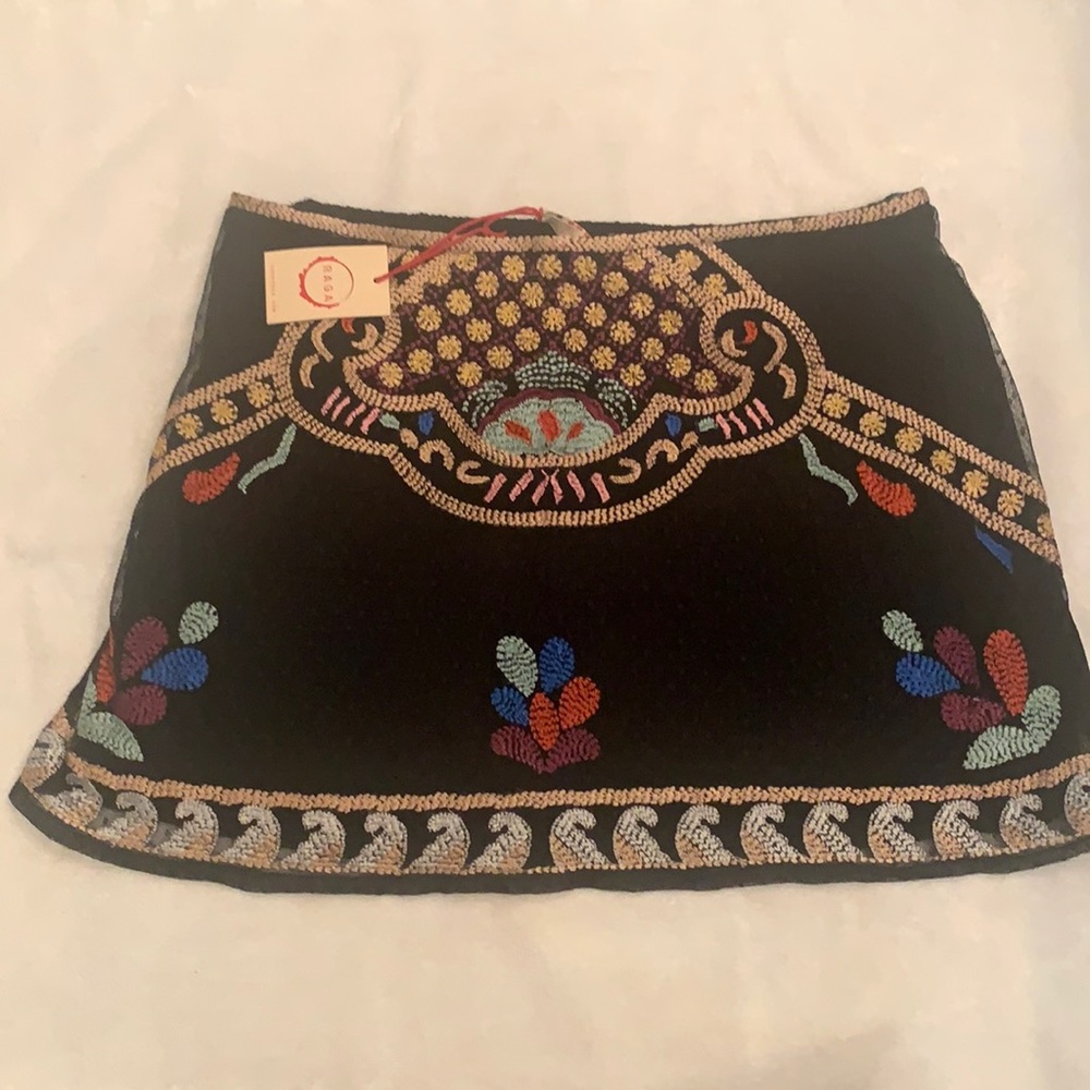 Raga Brand Mini skirt L elastic-waist embroidery